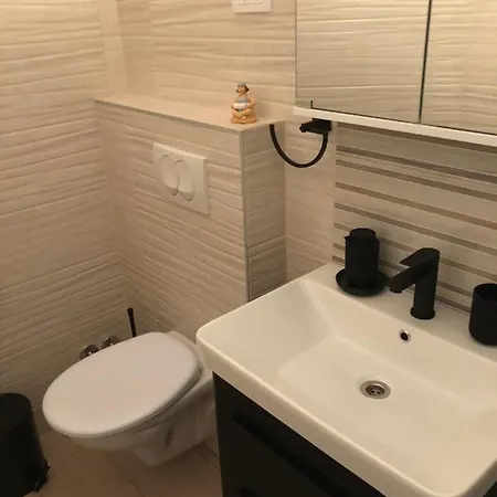 Old Town Tonka フヴァル