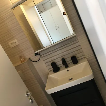 Old Town Tonka * フヴァル