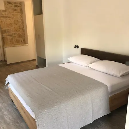 Old Town Tonka Daire Hvar Town